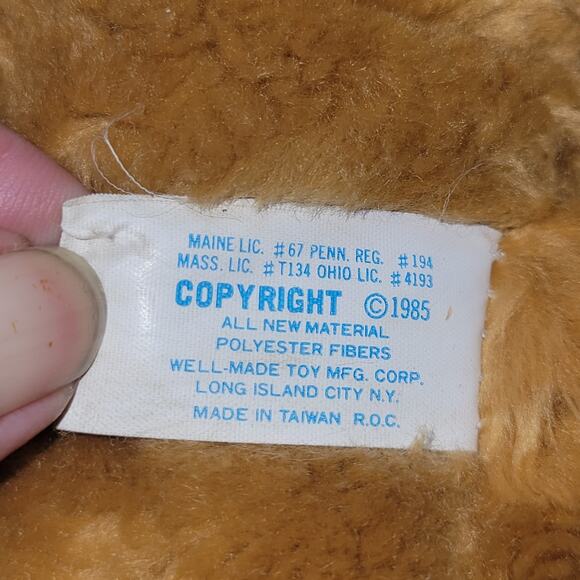 PLUSH 1985 Vintage “Happiness Aid” Teddy Bear; Excellent condition, minimal wear - Picture 7 of 8